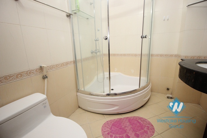 House for rent in Ba Dinh, Ha Noi with walking distance to Lottle center.